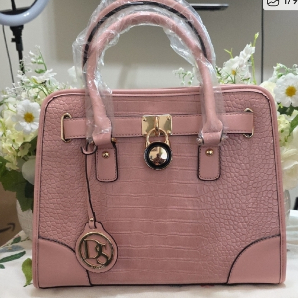 DESEIN Pink Crocodile Embossed Handbag &  Wallet - Picture 10 of 13